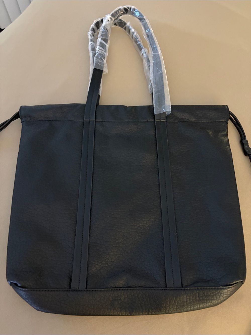 Classic Black Men's Tote Bag - Everyday Leather Carryall